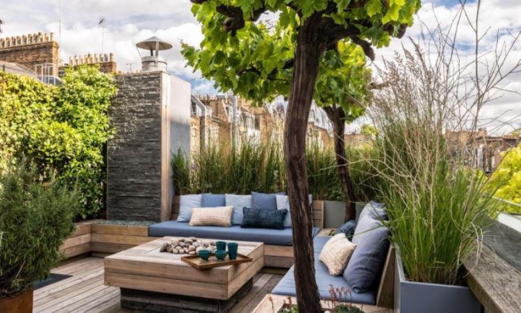 Garden Seat - Create a Nook for Yourself in Your Garden