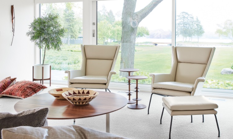 Reading Chair - 4 Factors to Consider When Looking For One
