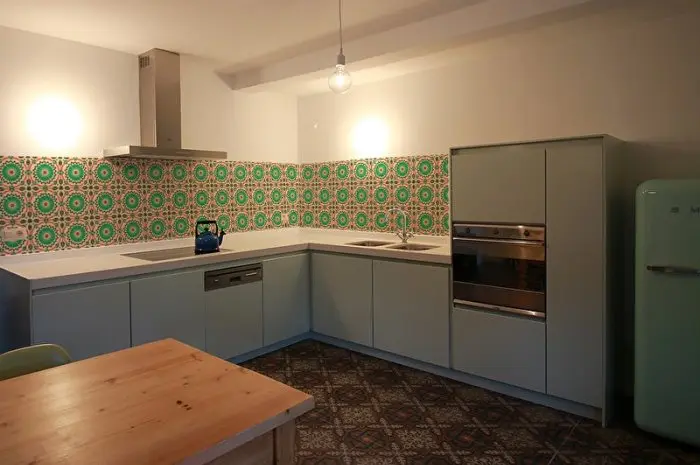 Retro Backsplash Ideas