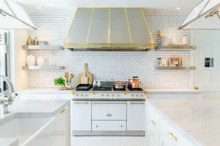 Streamlined Style Backsplash