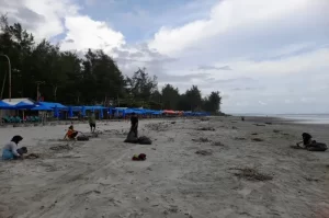 Berkas Beach Park, a Combination of Beautiful Beaches & Green Parks in Bengkulu