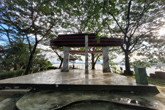 Facilities & Accommodation Available at Teluk Lerong Garden