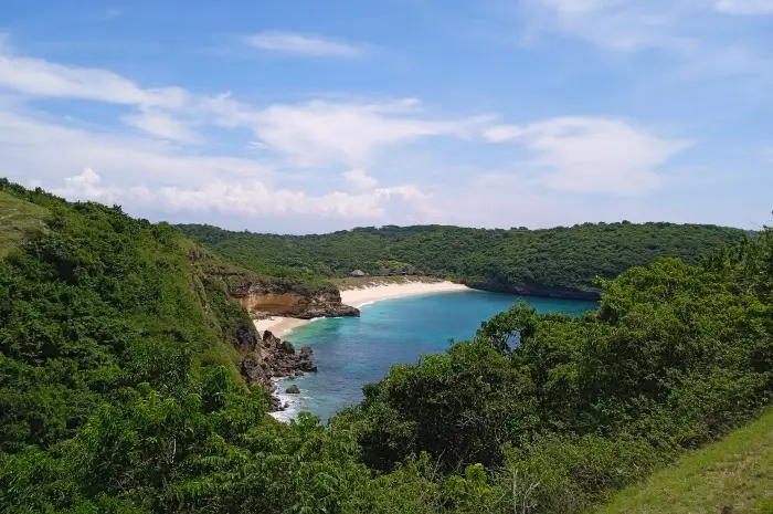 Location & Access to Tanjung Bloam Beach