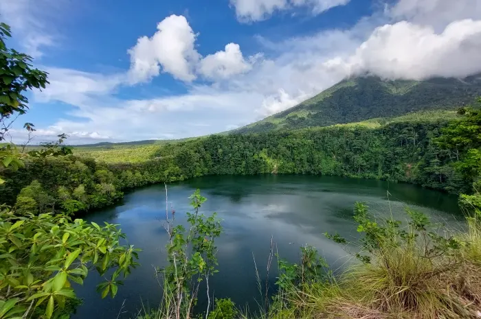 Lake Tolire