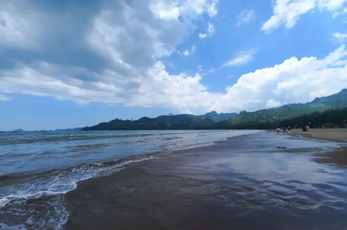 Midodaren Beach