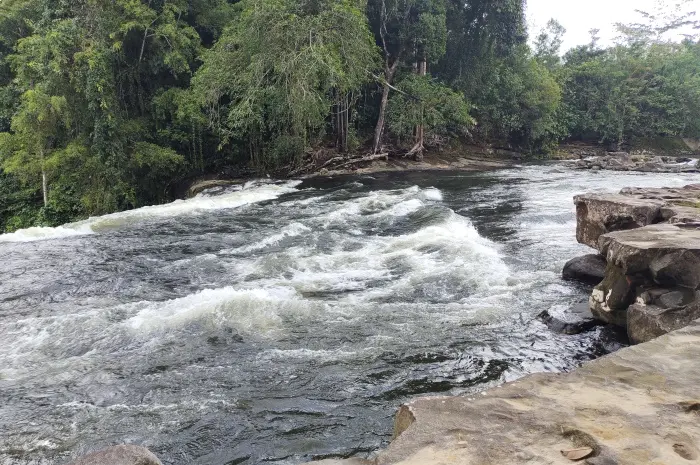 Riam Susok Waterfall