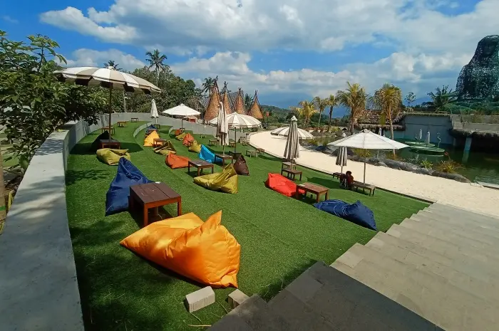 Facilities Available in Dusun Semilir